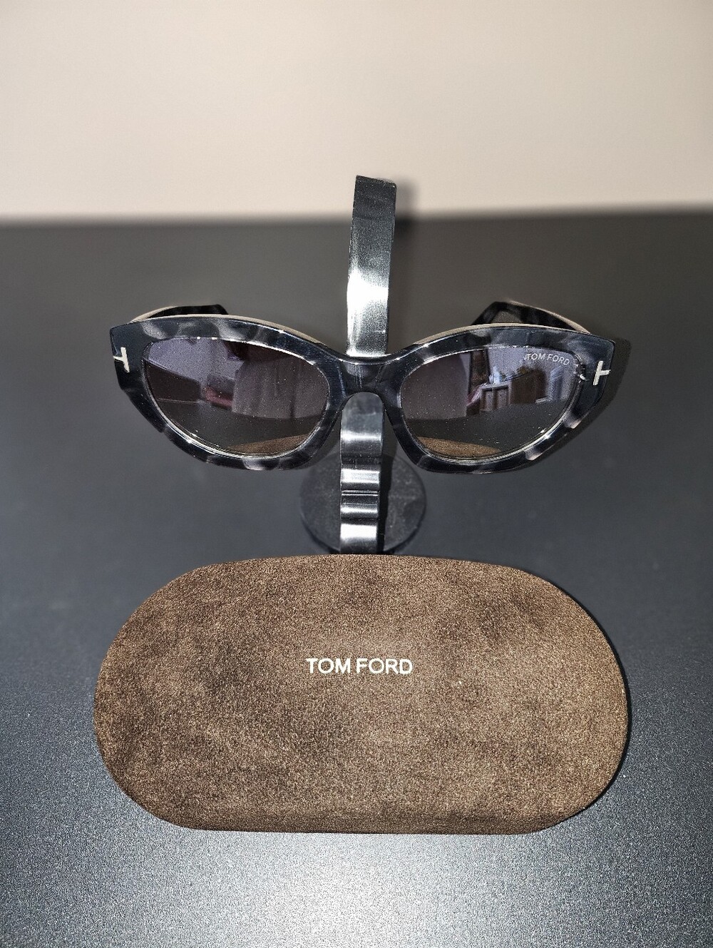 Tom Ford Women's Black Gray Tortoise Cat-Eye Sunglasses